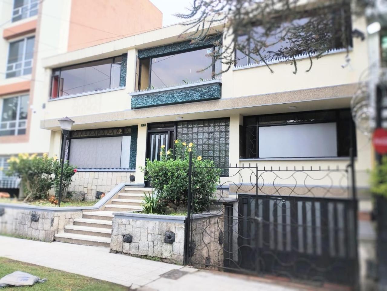 Innovar Casa Hostal Bogotá Eksteriør bilde