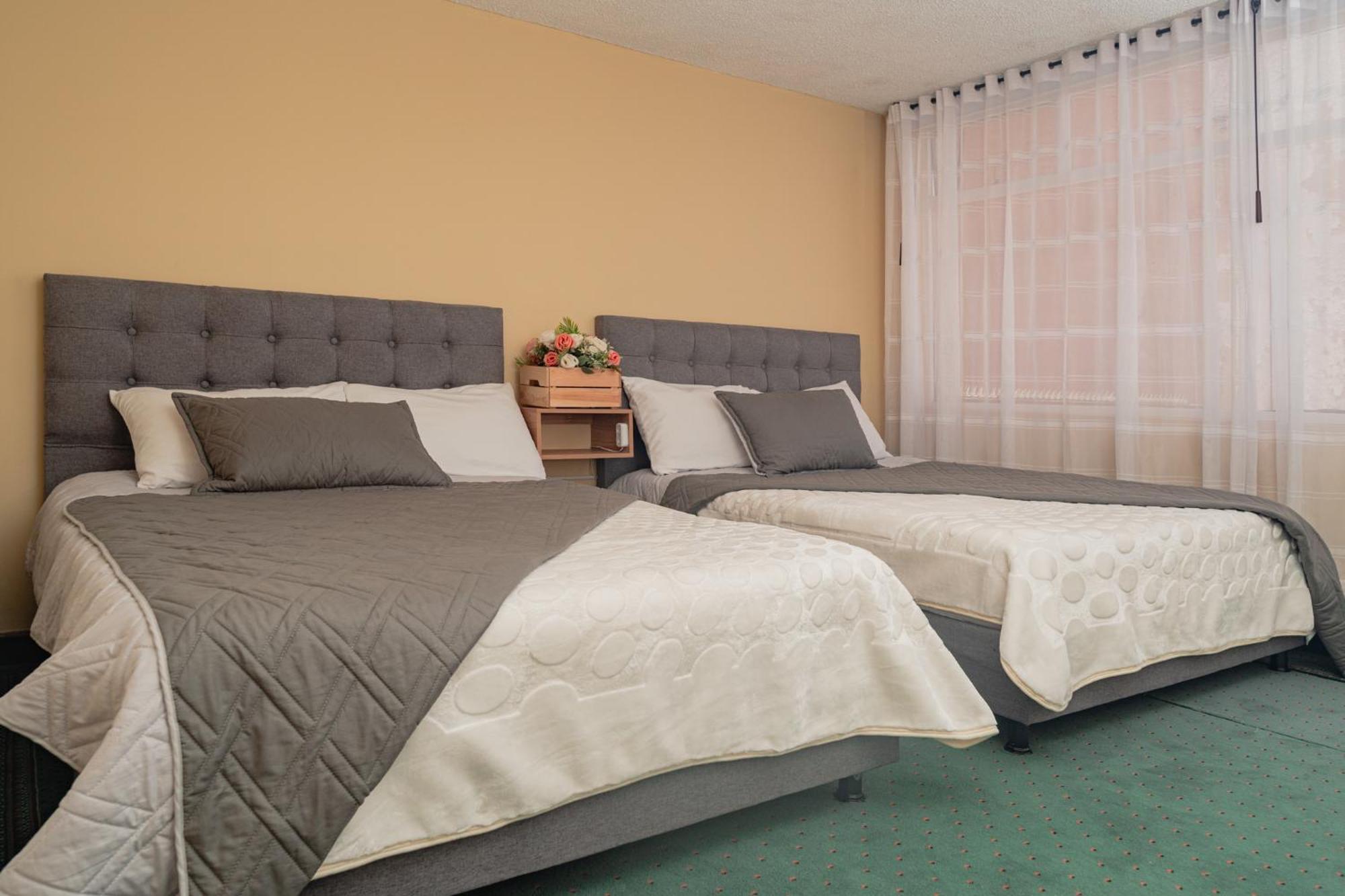 Innovar Casa Hostal Bogotá Eksteriør bilde