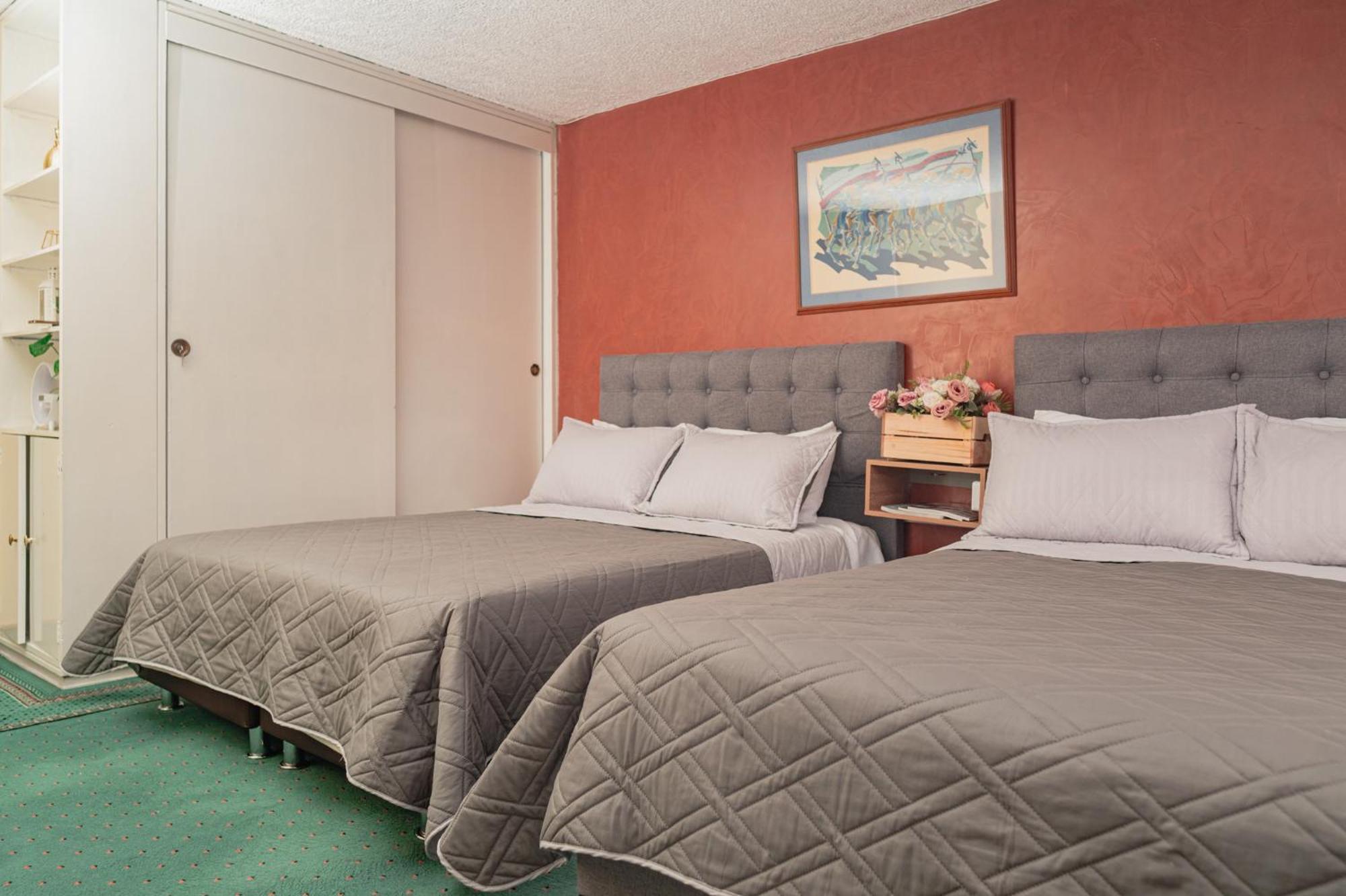 Innovar Casa Hostal Bogotá Eksteriør bilde