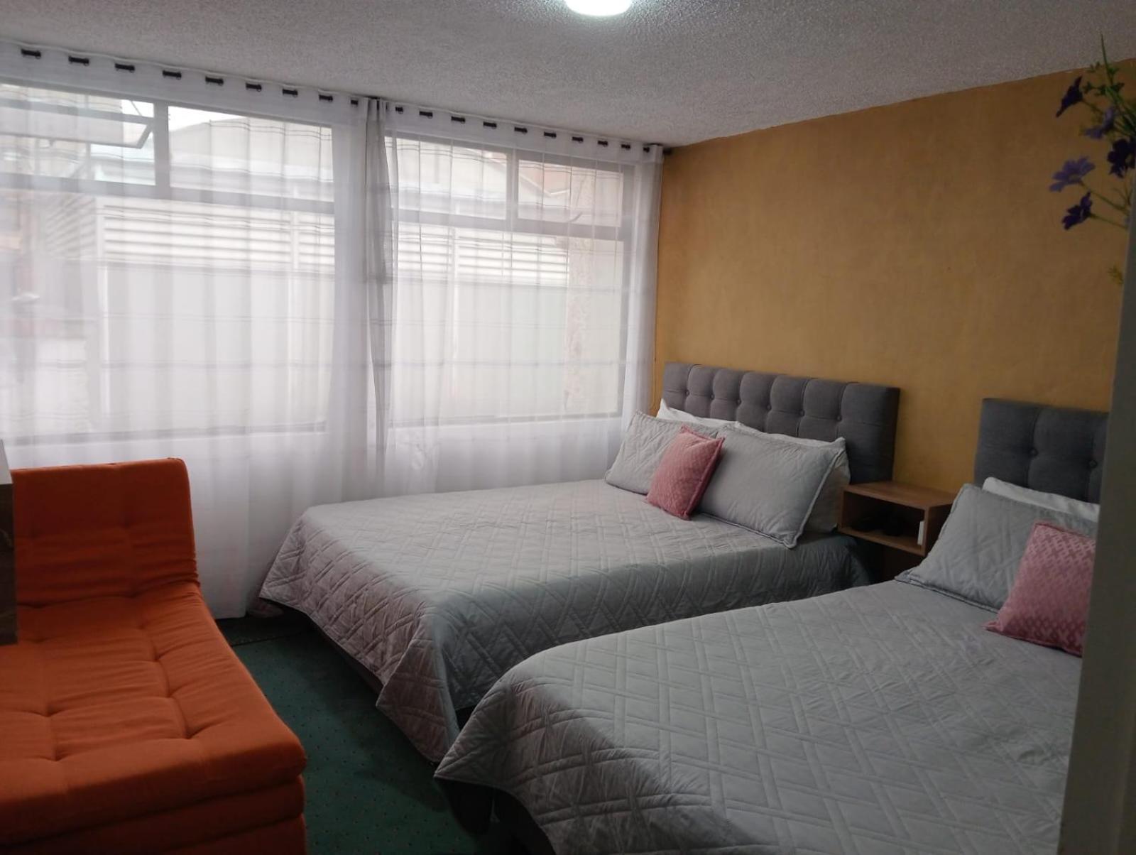 Innovar Casa Hostal Bogotá Eksteriør bilde
